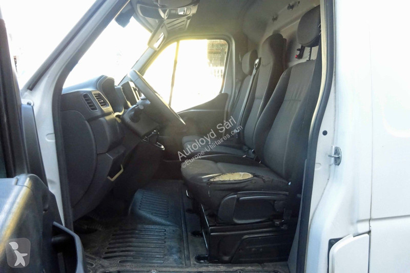 Nyttofordon Renault MASTER 2,3 DCI 136