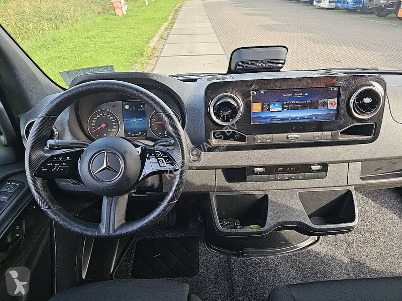 Autoutilitară Mercedes 317 L2H2 Mbux10 LED