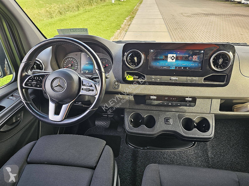 Autoutilitară Mercedes 319 L2H2 V6 3,5trekhaak
