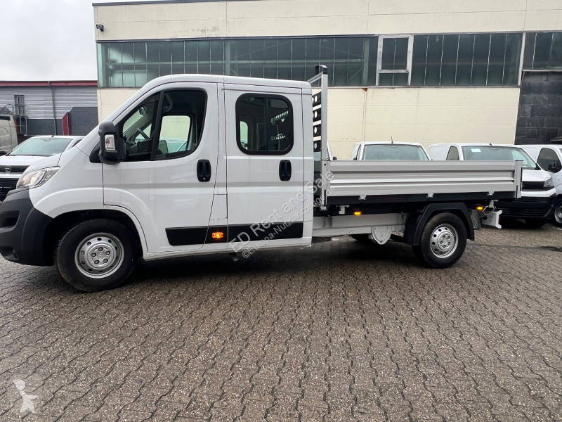 Samochód dostawczy Opel Vermietung-Rental...