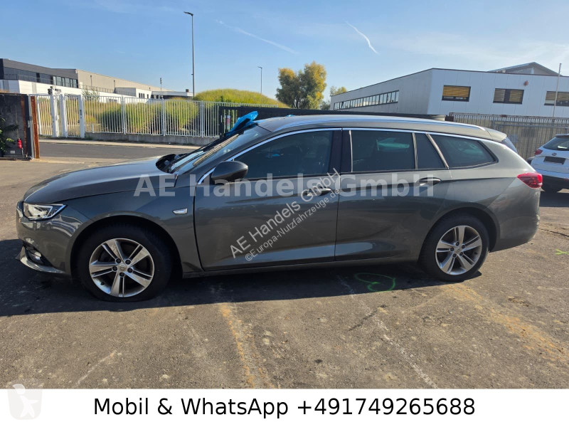 Véhicule utilitaire Opel B Sports Tourer...