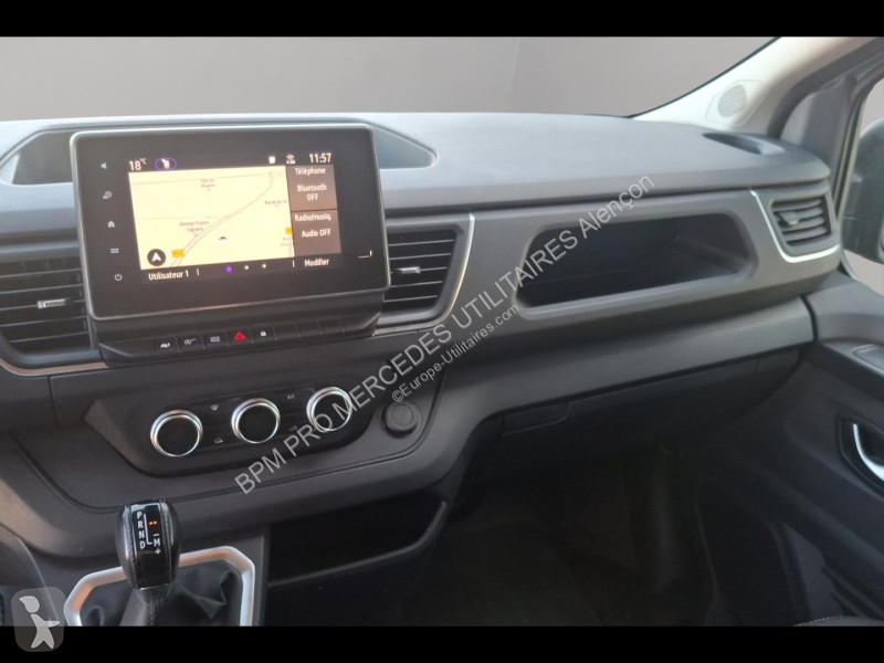 Samochód dostawczy Renault Fg L1H1 2T8 2.0 Blue...