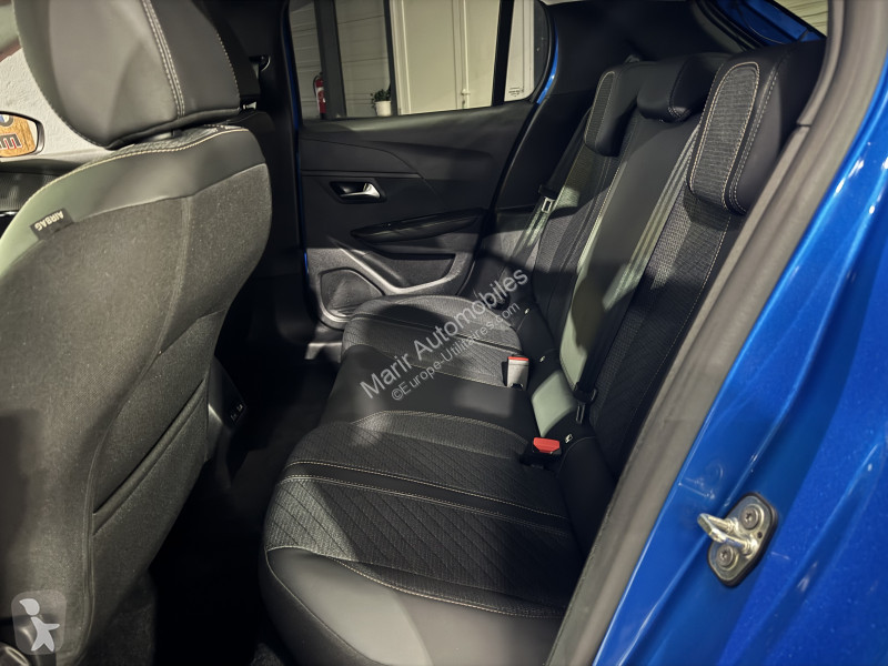 Samochód dostawczy Peugeot 208
