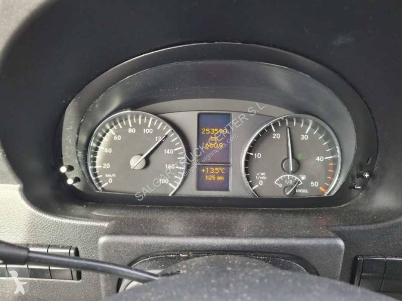 عربة نفعية Mercedes 313
