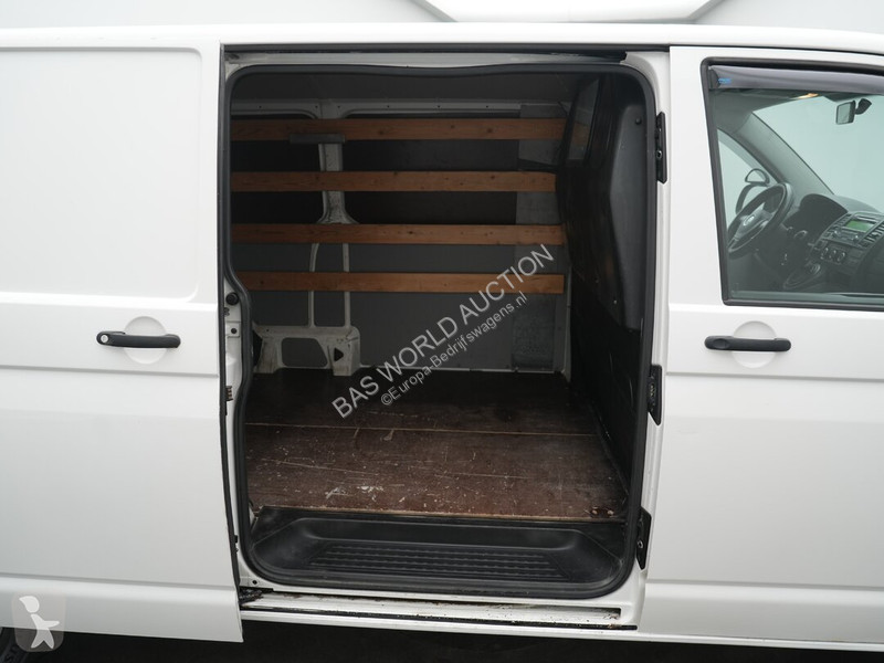 Autoutilitară Volkswagen 140pk