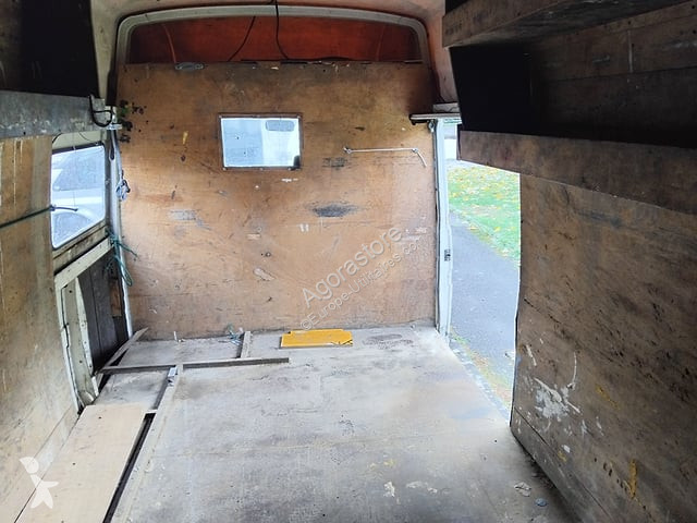 Furgoneta Iveco 35.8