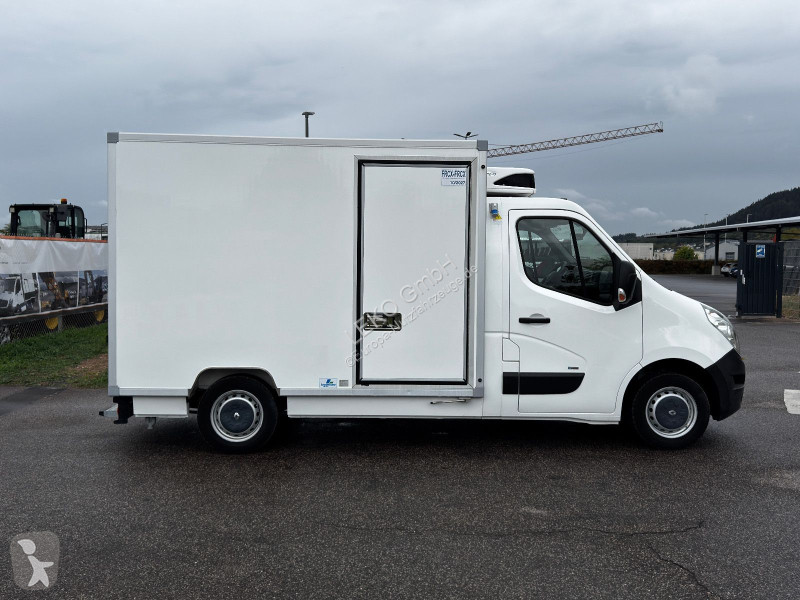 Autoutilitară Renault Z.E(elektro auto)