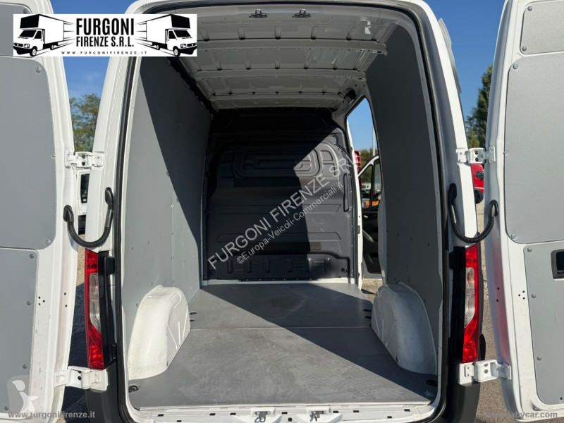 عربة نفعية Mercedes F32/30 214CDI TN Furg. Pro