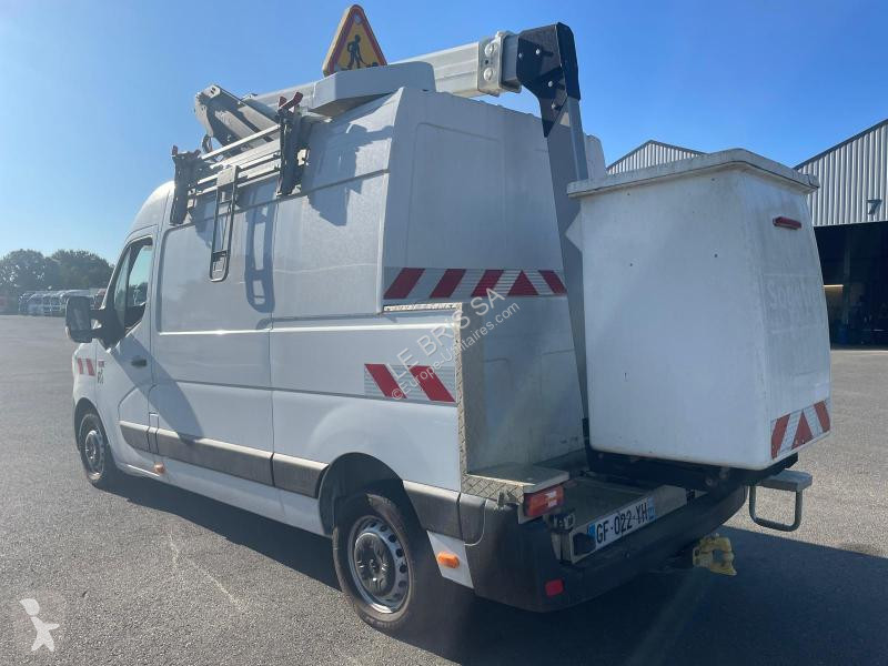 عربة نفعية Renault