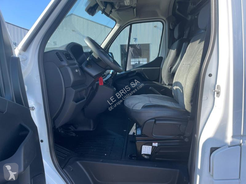 عربة نفعية Renault