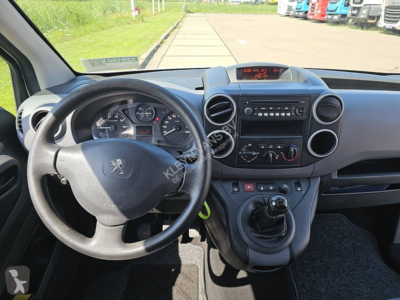 Autoutilitară Peugeot 1.6 HDI Airco APK: 20-4-2027
