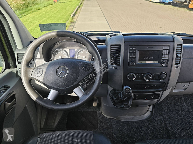 Autoutilitară Mercedes 516 Bakwagen Deuren XL...