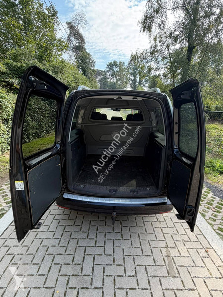 Samochód dostawczy Volkswagen Kombi Maxi