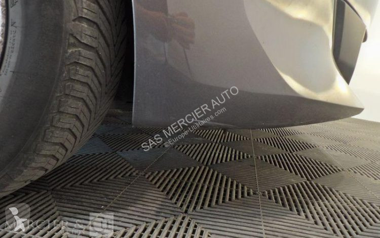 Samochód dostawczy Peugeot