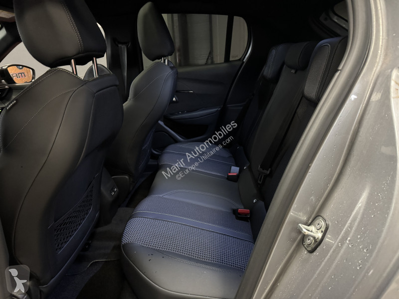 Véhicule utilitaire Peugeot 208