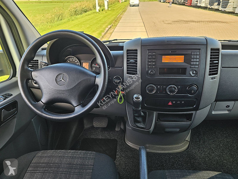 Autoutilitară Mercedes 516 Bakwagen Laadklep...