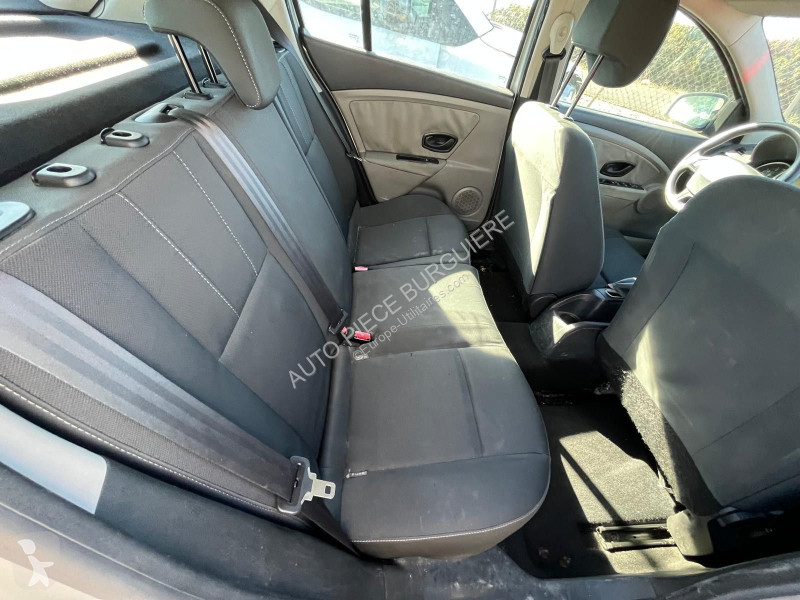 Véhicule utilitaire Renault 1.5 DCi 110...