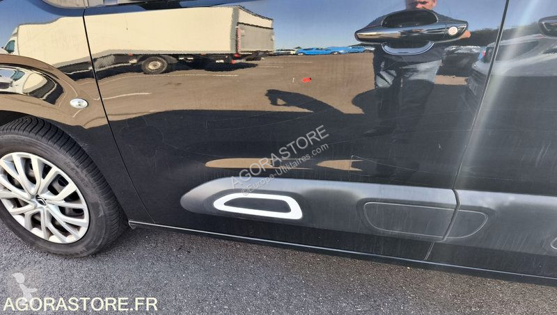 Véhicule utilitaire Citroën BERLINGO