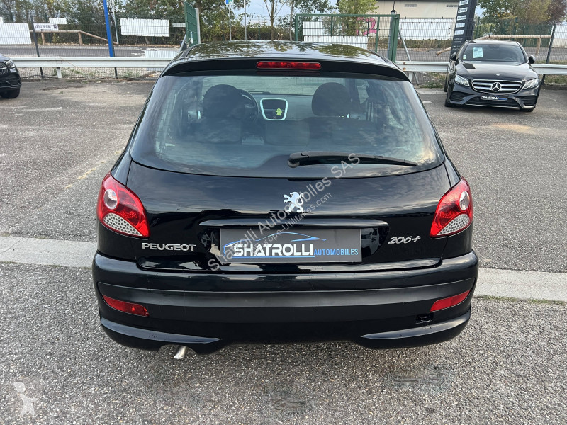 Autoutilitară Peugeot 1.1 i 60ch 4cv 5Portes...