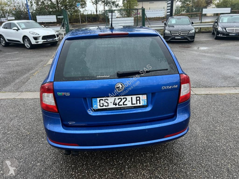 Autoutilitară Skoda Combi Phase2 2.0 TFSI RS...