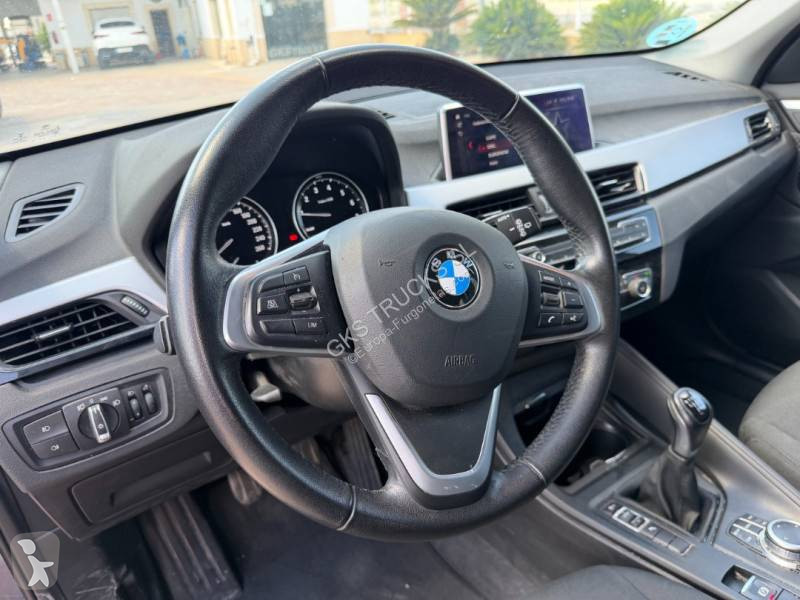 Véhicule utilitaire BMW