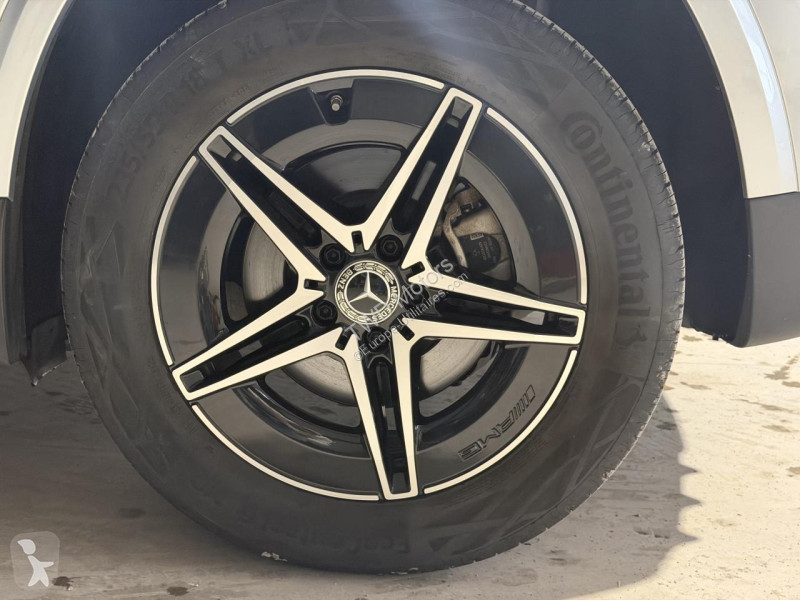Véhicule utilitaire Mercedes EQA 250 +  AMG Line