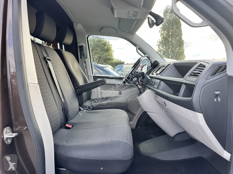 Véhicule utilitaire Volkswagen TRANSPORTER FG...