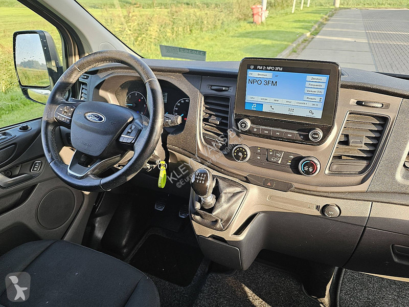 Véhicule utilitaire Ford 2.0 ac EURO6 resteel
