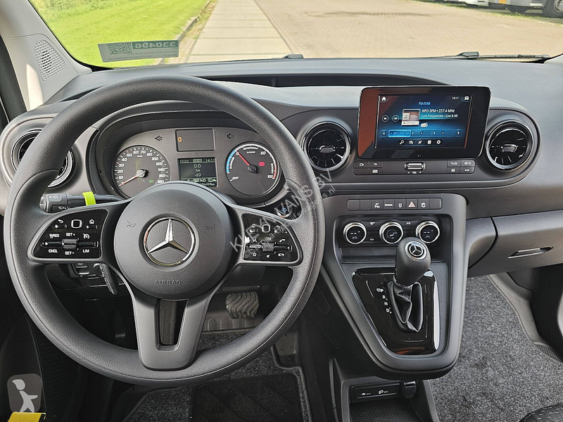 Véhicule utilitaire Mercedes 51kWh L1 290Km WLTP e