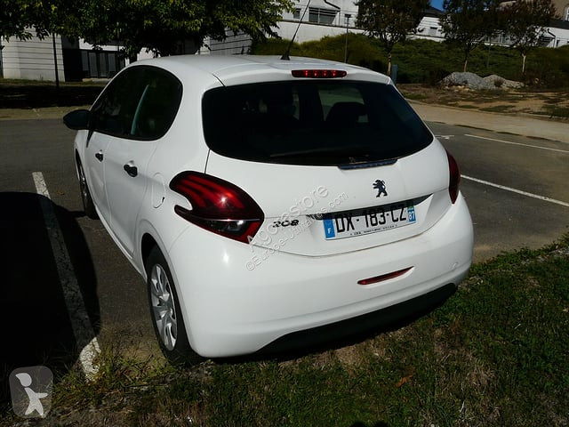 Véhicule utilitaire Peugeot 208