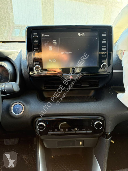 Véhicule utilitaire Toyota IV 1.5 Hybride 114 /...