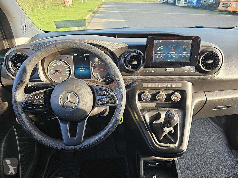 Véhicule utilitaire Mercedes 108 CDI LONG Mbux...