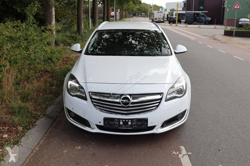 Véhicule utilitaire Opel Sports SW