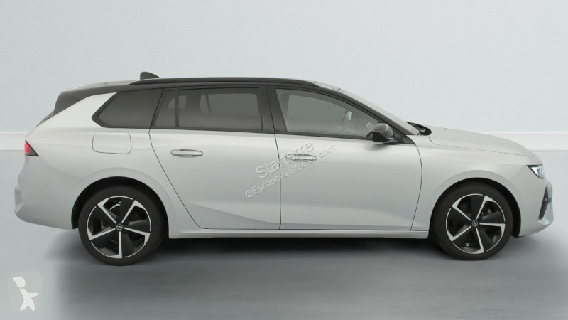 Opel Sports Tourer Transporter