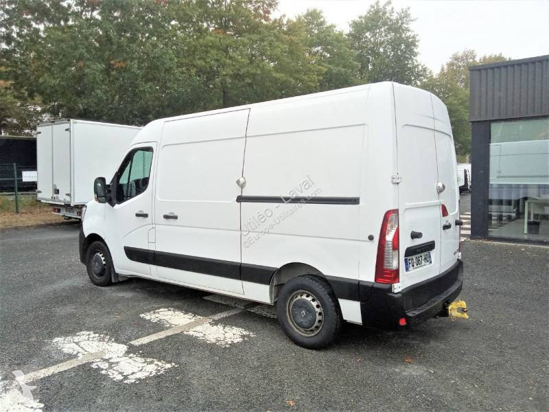 Véhicule utilitaire Renault F3500 L2H2 2.3 DCI...