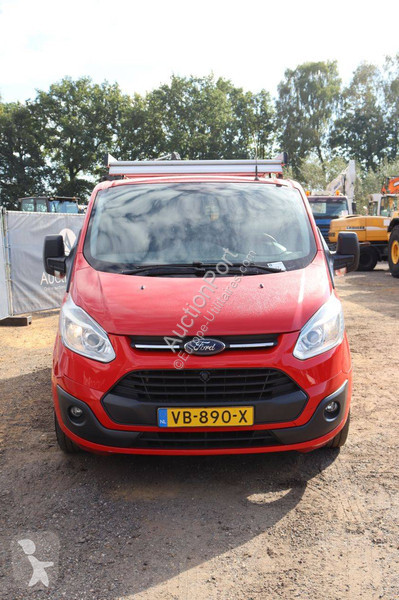 Véhicule utilitaire Ford