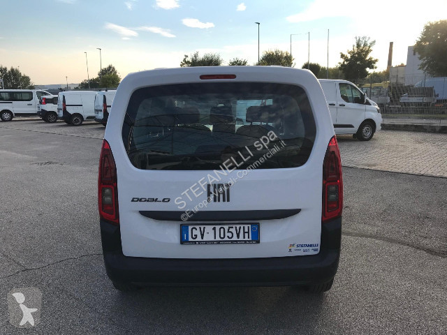 Véhicule utilitaire Fiat Doblo van d.cab XL 1.5...