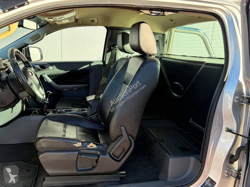 Véhicule utilitaire Ford 3.2 TDCI