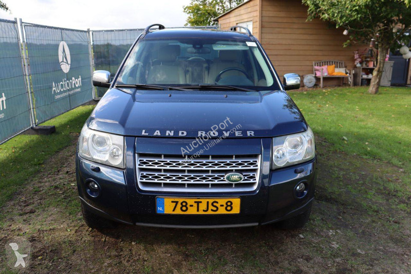 Véhicule utilitaire Land Rover HSE i6