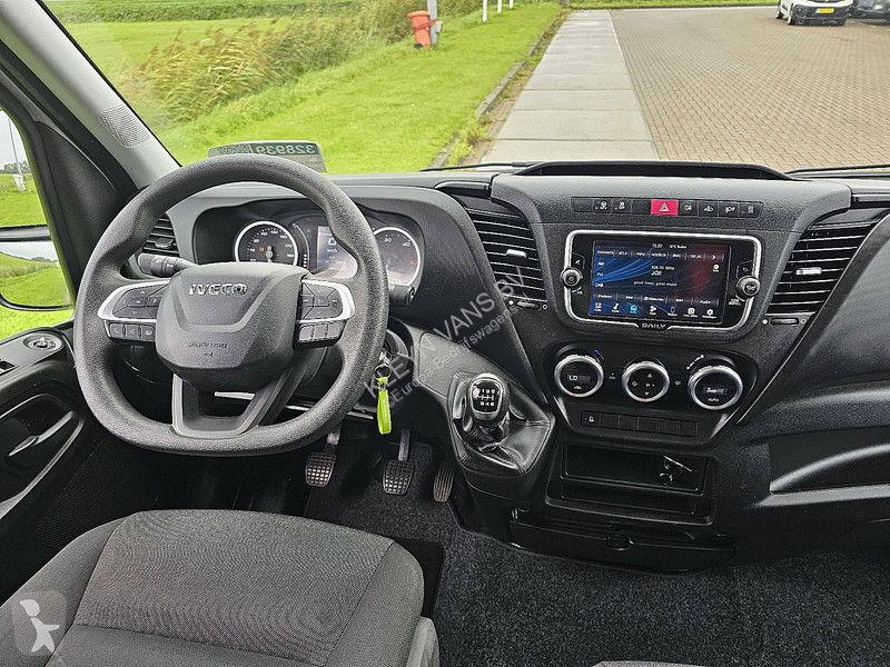 Véhicule utilitaire Iveco 35C16 Bakwagen Laadklep!