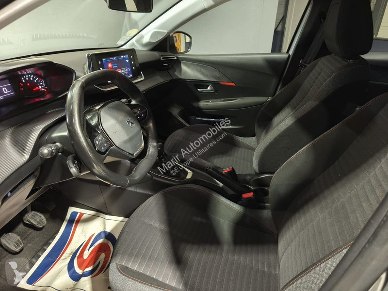 Véhicule utilitaire Peugeot 208