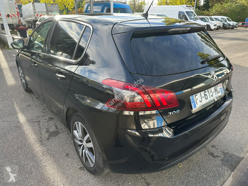 Véhicule utilitaire Peugeot 308 FULL OPTIONS...