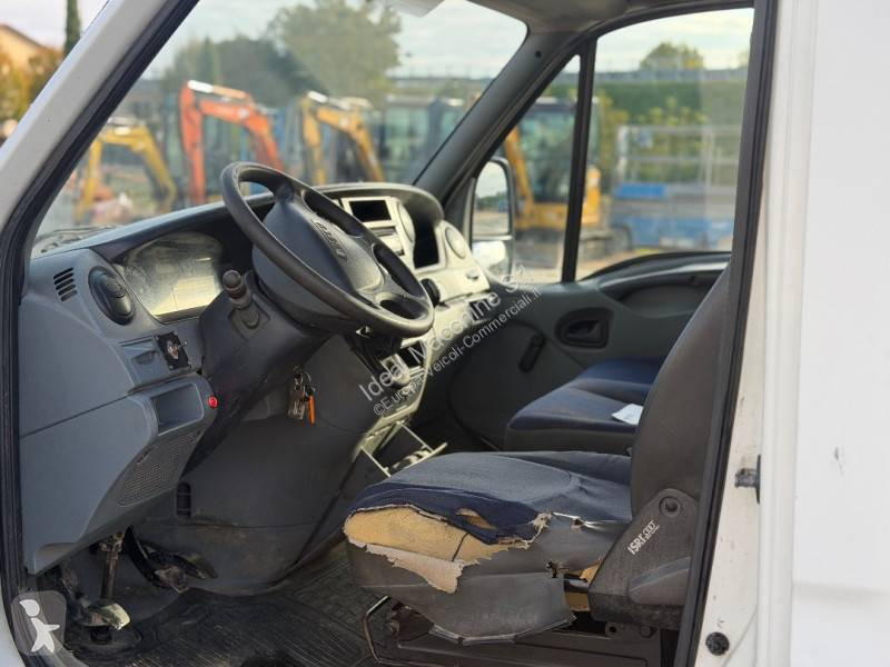 Iveco 35C10 van