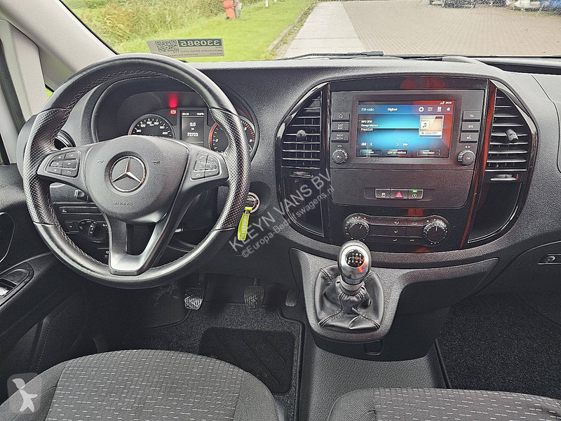 Véhicule utilitaire Mercedes 114 L2 Dubbele...