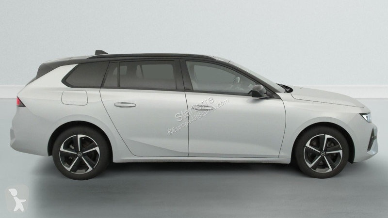 Opel Sports Tourer Transporter