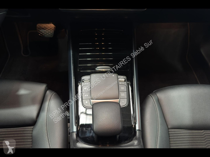 Véhicule utilitaire Mercedes GLA 250 e...