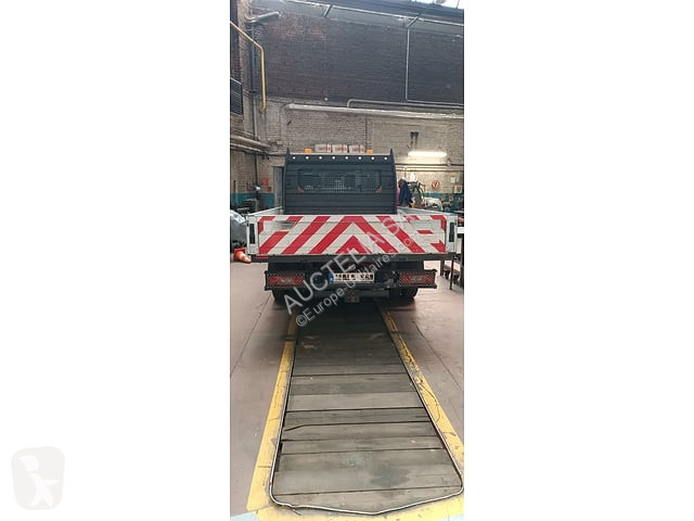 Véhicule utilitaire Ford