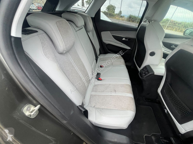 Užitkové vozidlo Peugeot II 1.2 PureTech 130 /...