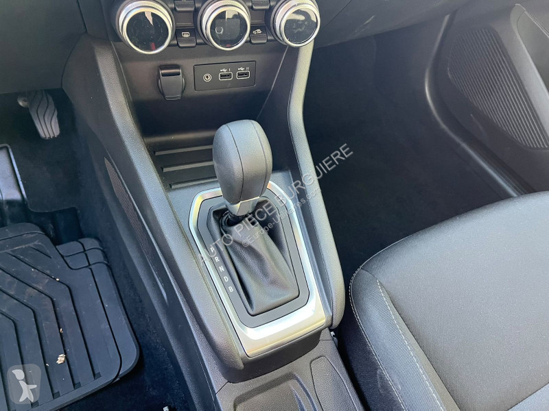 Véhicule utilitaire Renault 1.6 E-Tech 145...