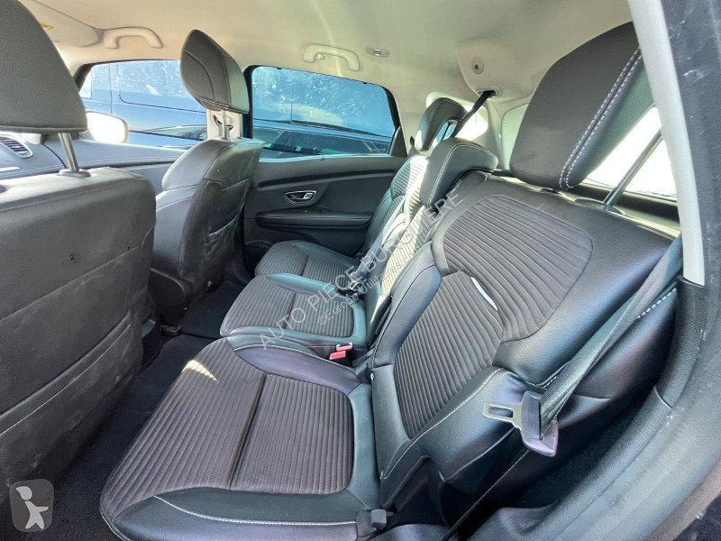 Véhicule utilitaire Renault RENAULT Scénic IV...